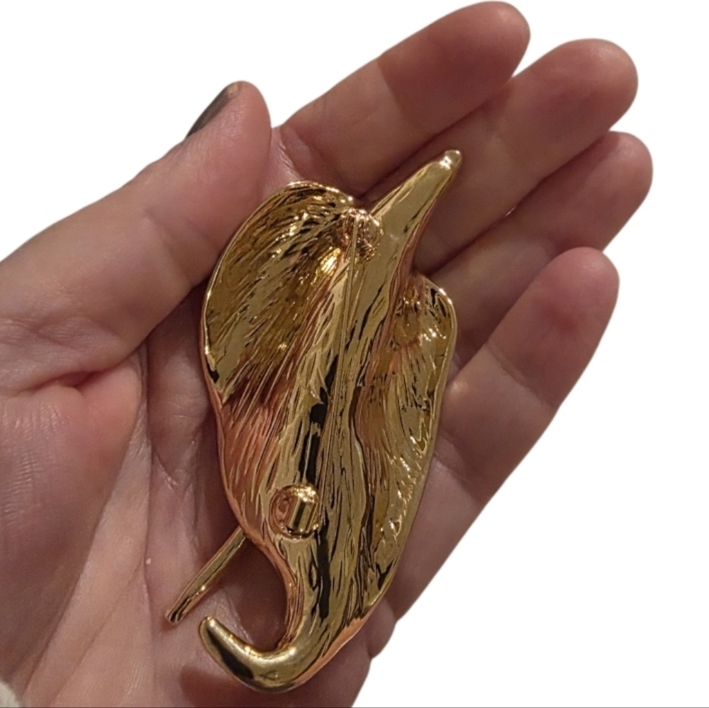 Calla Lily Flower Leaf Brooch Scuptural Gold | NWOT - Picture 4 of 6